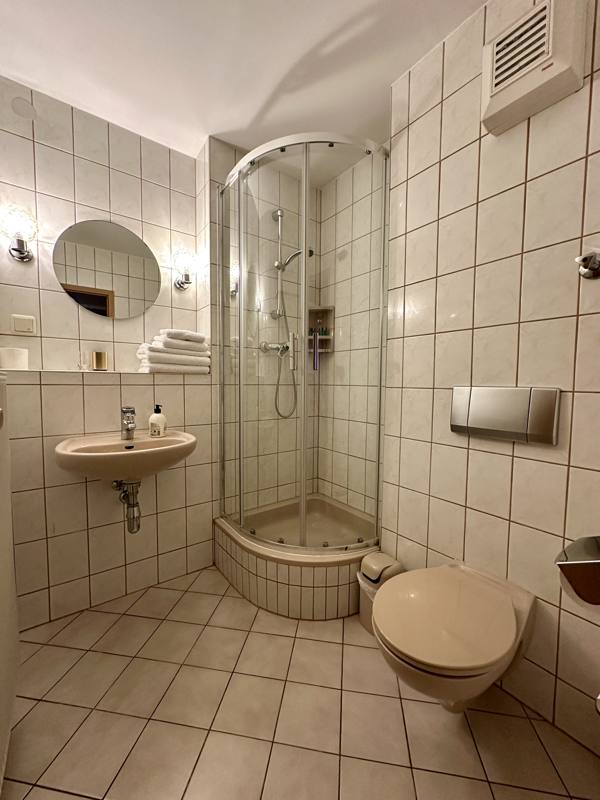 Zweibettzimmer – Bad